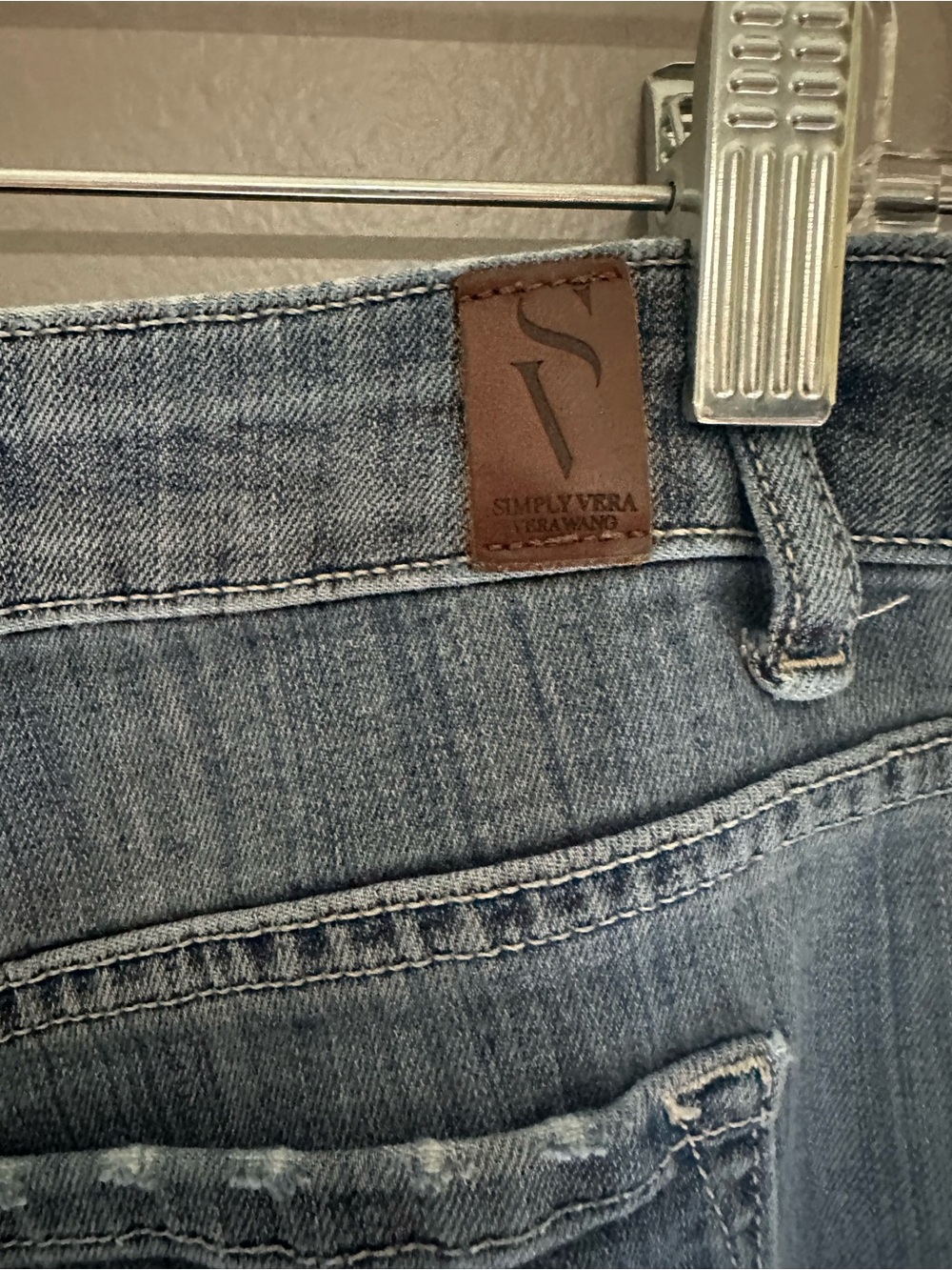Simply Vera Vera Wang Straight Leg Blue Jeans Size 16PS Short Petite Distressed - Picture 7 of 10